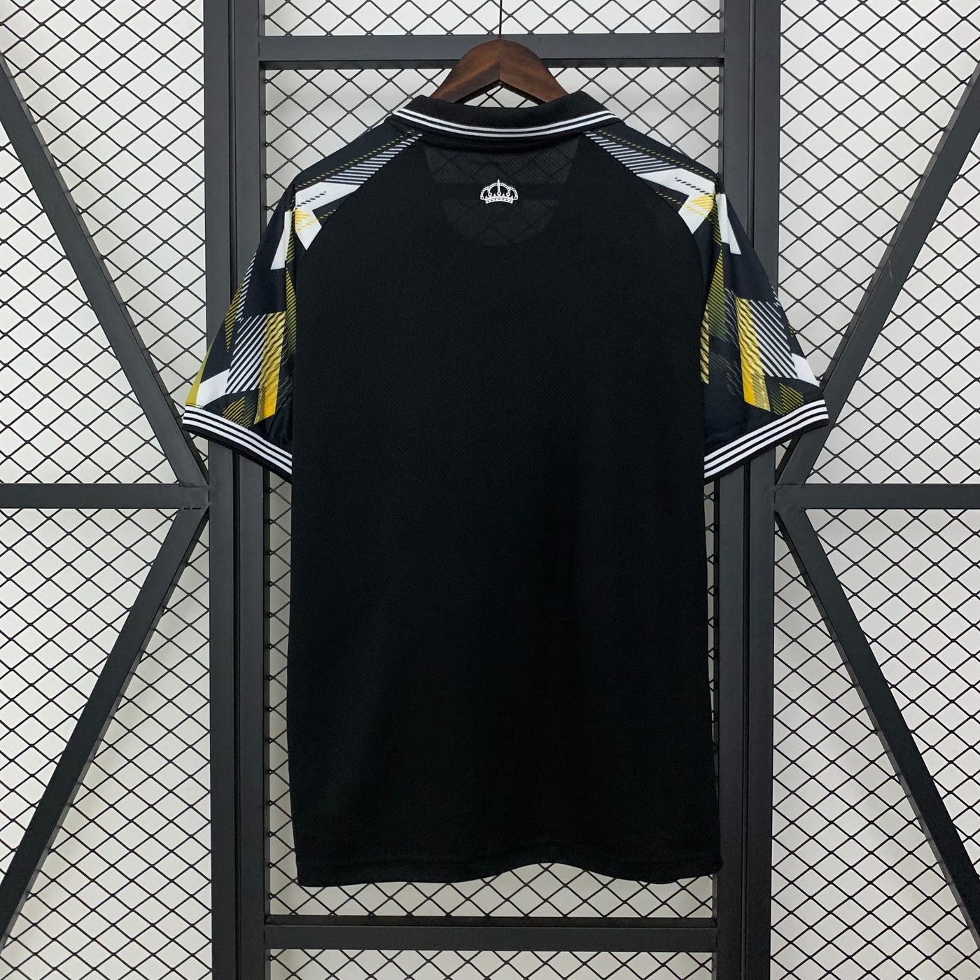 Real Madrid Dark Special Edition 2025/2026