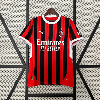 Officiële AC Milan Thuis Shirt 2024/2025 - Rood en Zwart met Witte Details