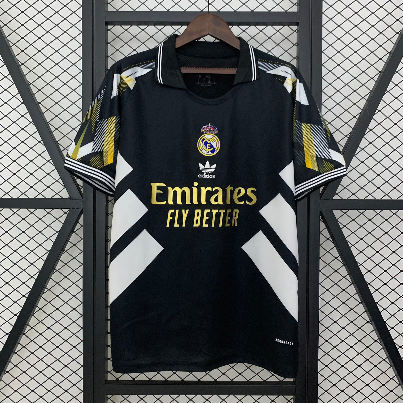 Real Madrid Dark Special Edition 2025/2026