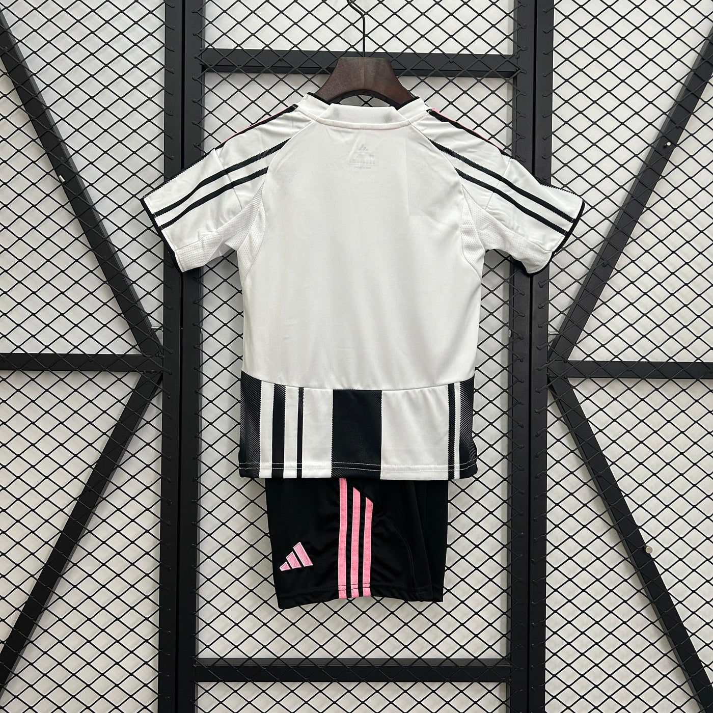 Juventus Kids Home Kit 2025/2026